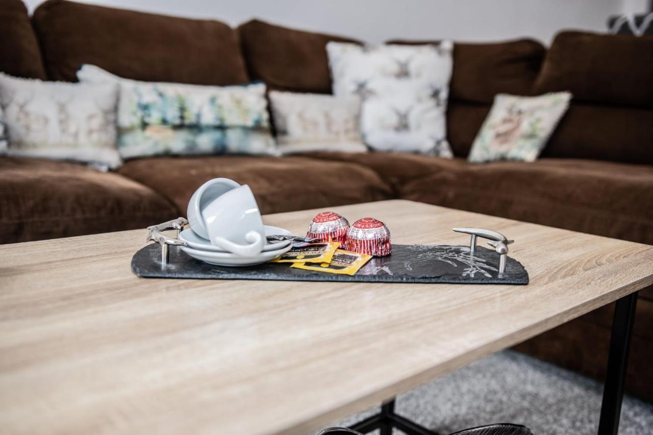 Rose Apartment 2-Bed Town Centre Apartment In 에어 외부 사진