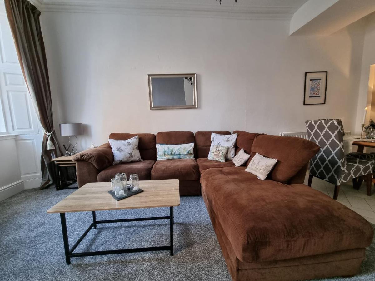 Rose Apartment 2-Bed Town Centre Apartment In 에어 외부 사진